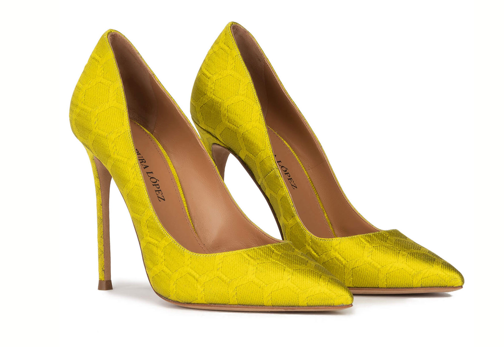  Stilettos, de PURA LOPEZ.