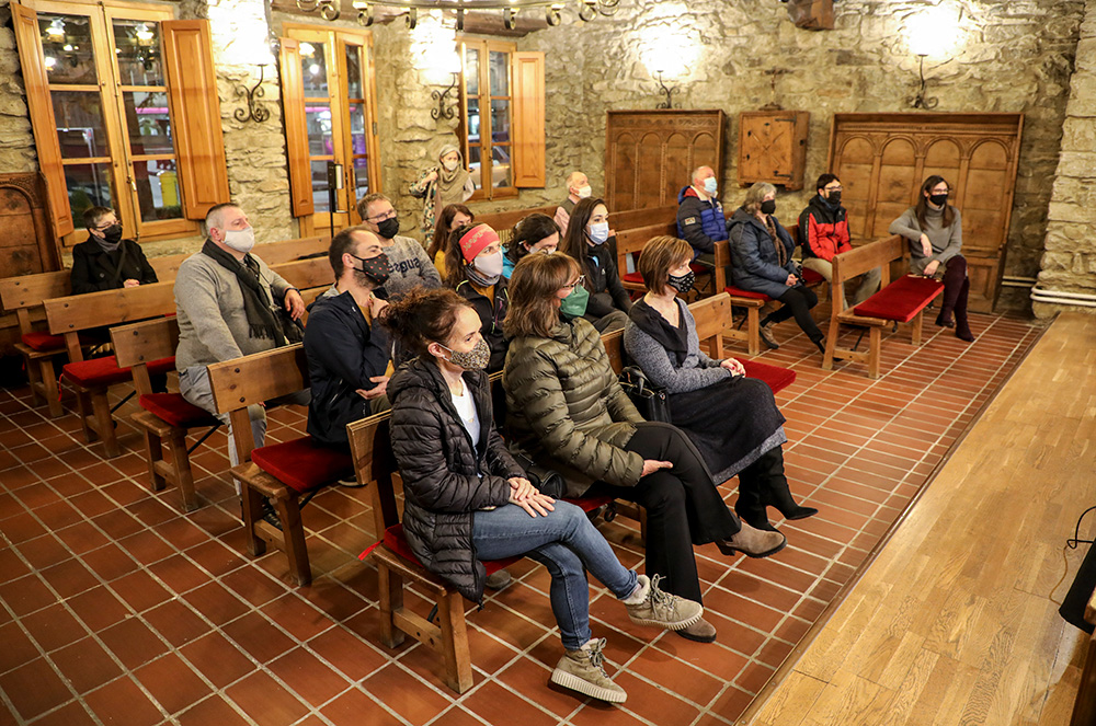 Públic a la conferència sobre Orris