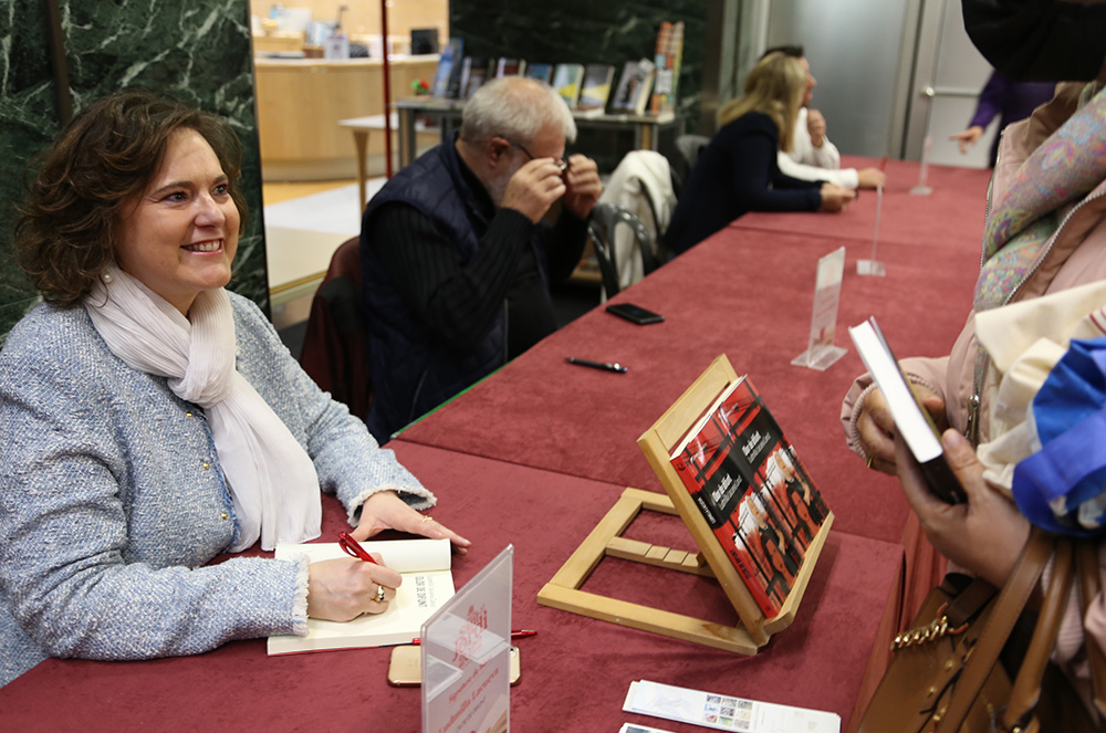 Sant Julià i Sant Jordi es donen la mà