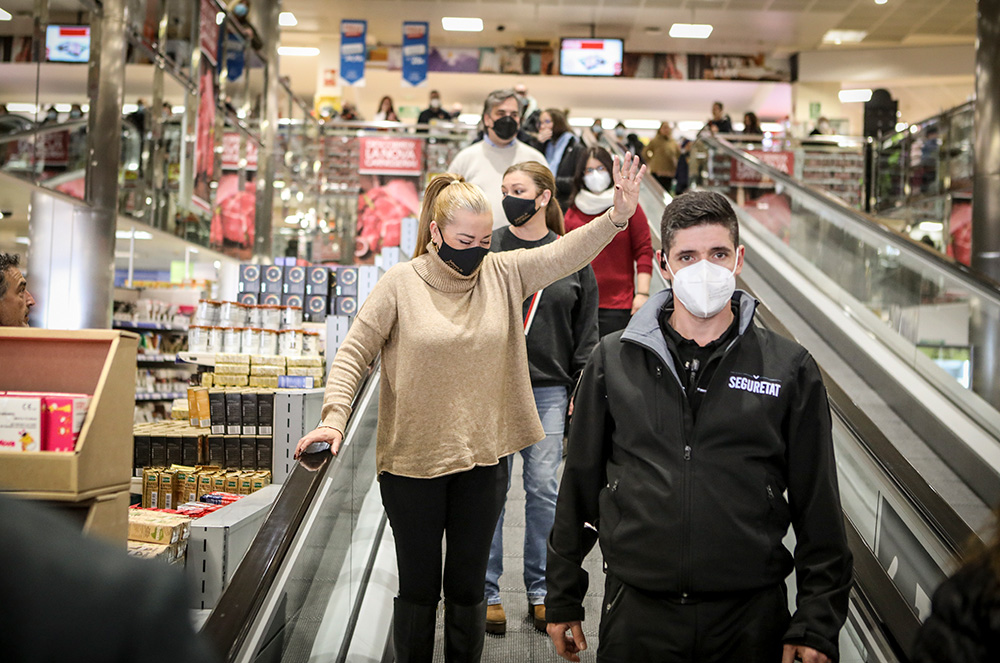 Belén Esteban a River Centre Comercial