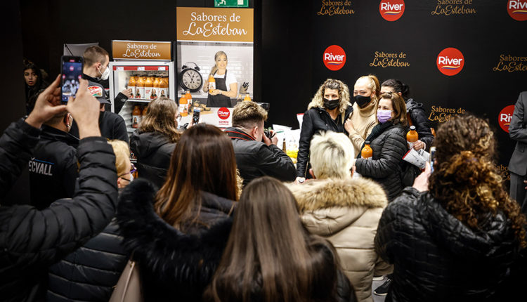 belen-esteban-river-_SR55129