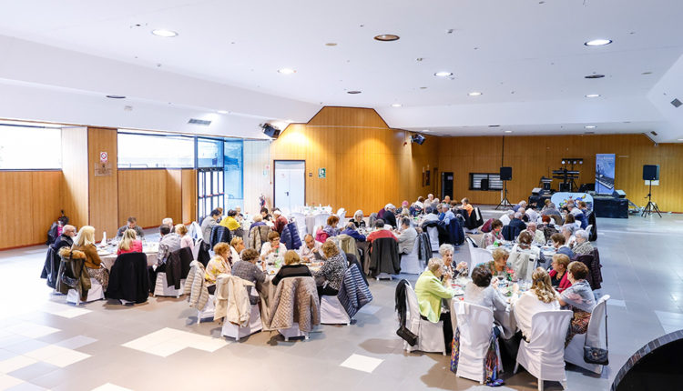 dinar-gent-gran-encamp-_SR50890