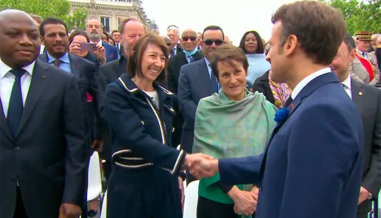 Cérémonie de commémoration du 77e anniversaire de la Victoire du 8 mai 1945.mp4.00_54_26_20.Imagen fija013