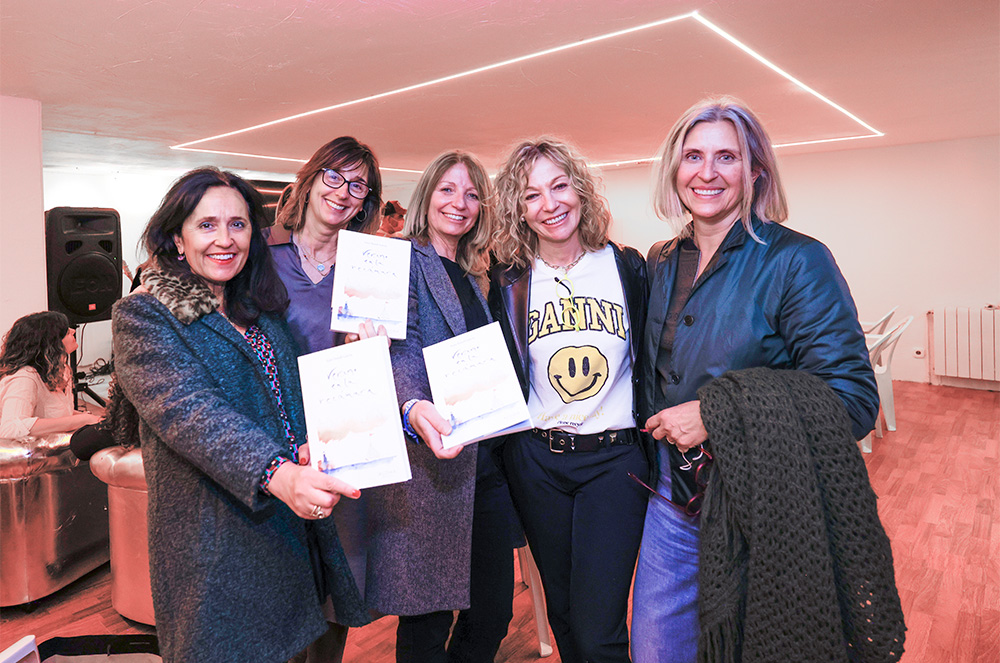 Recital poetic Ester Fenoll a la trenca