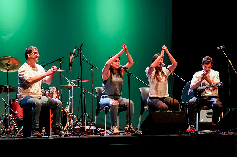 Concert de Creuem Fronteres