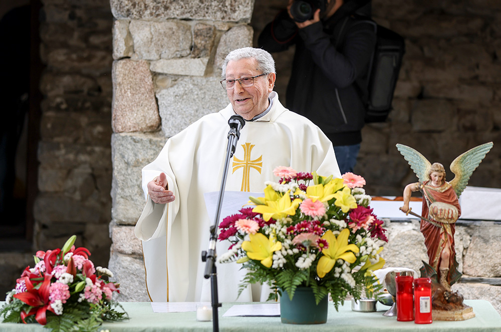 Mossèn Jaume i la figura de Sant Miquel