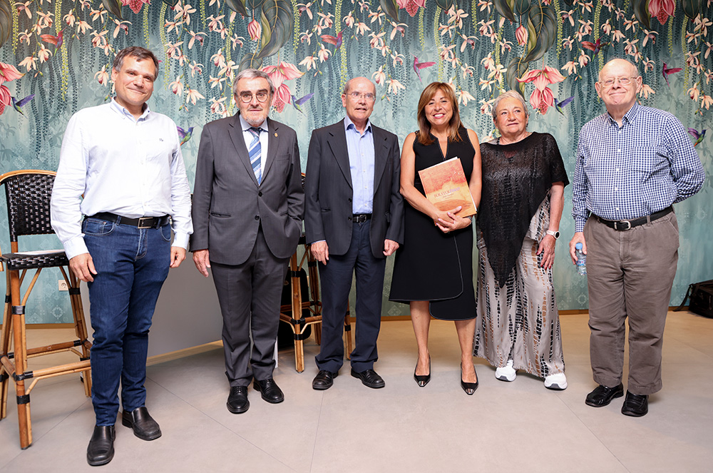 Presentació del llibre de Joan Ganyet a The Embassy