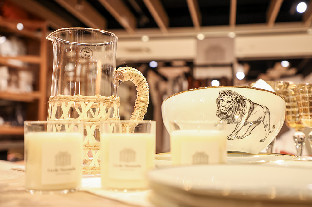 Martina Klein presentant Lo de Manuela a Pyrénées Andorra