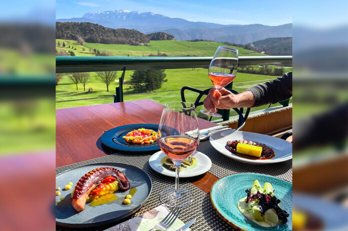 Aravell Restaurant a Aravell Golf & Country Club