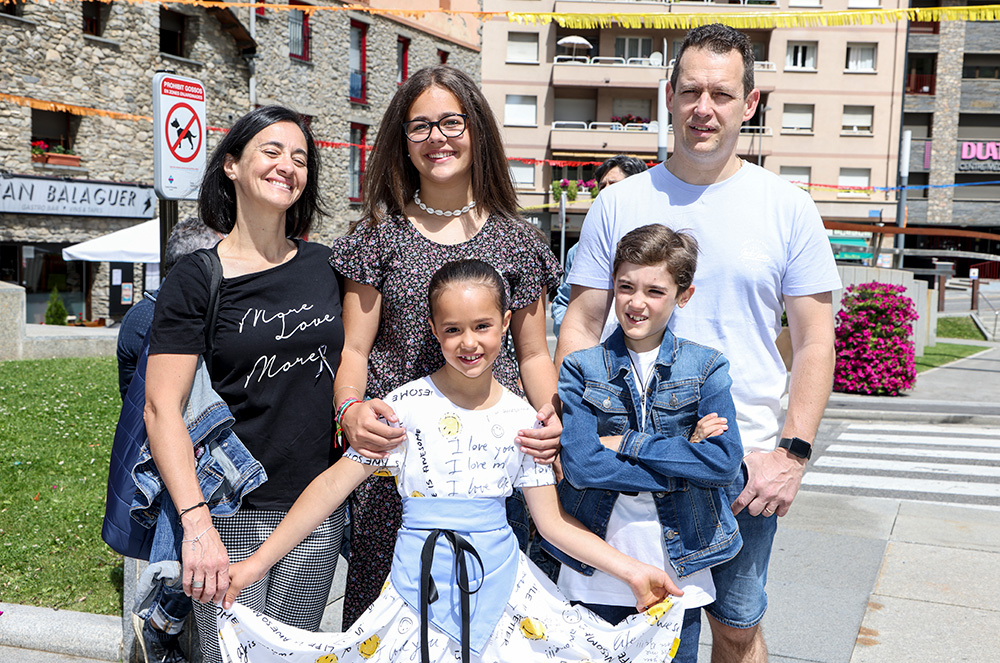 Públic a la festa del poble d'encamp