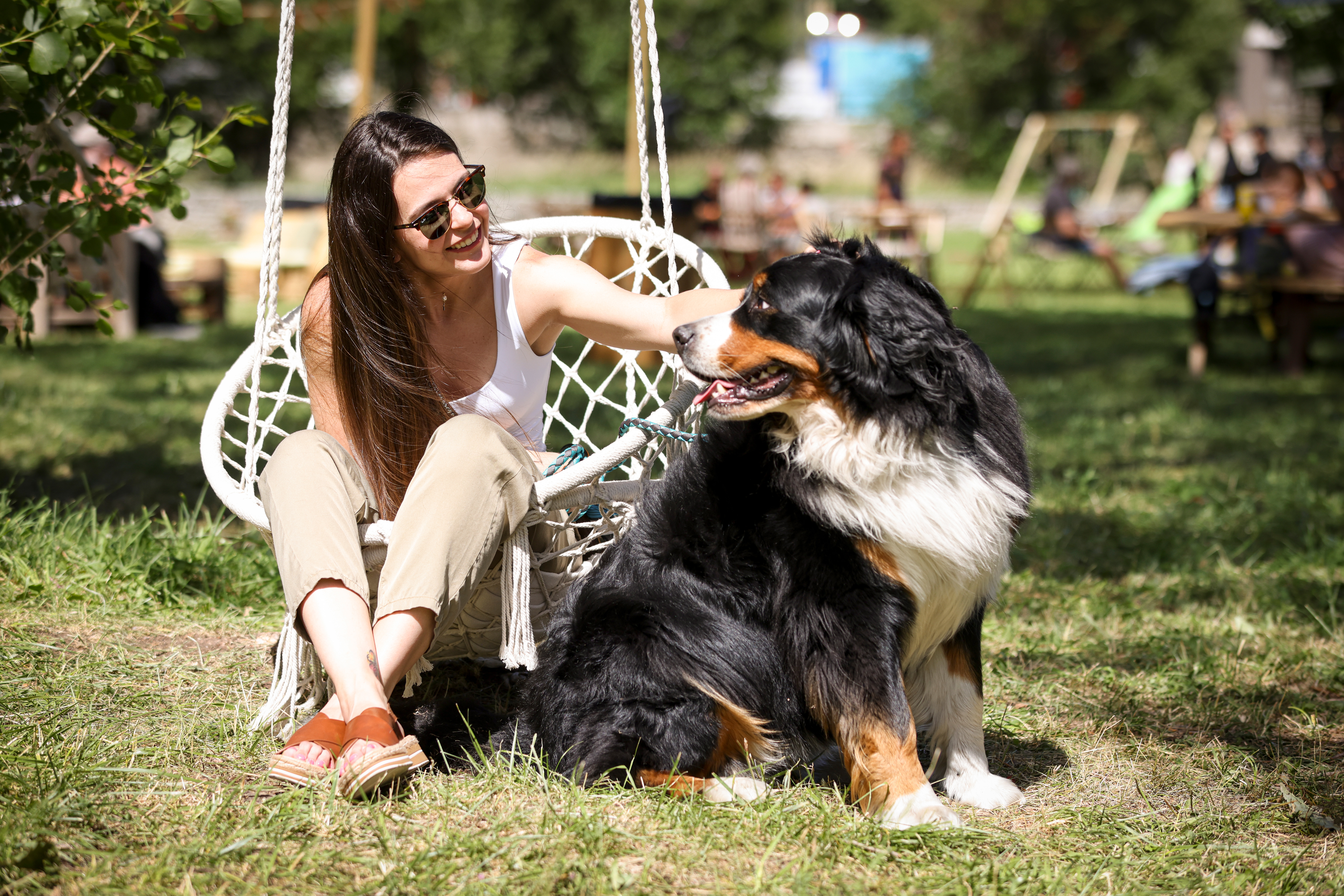 Vanessa i Kimba al Carlina Market