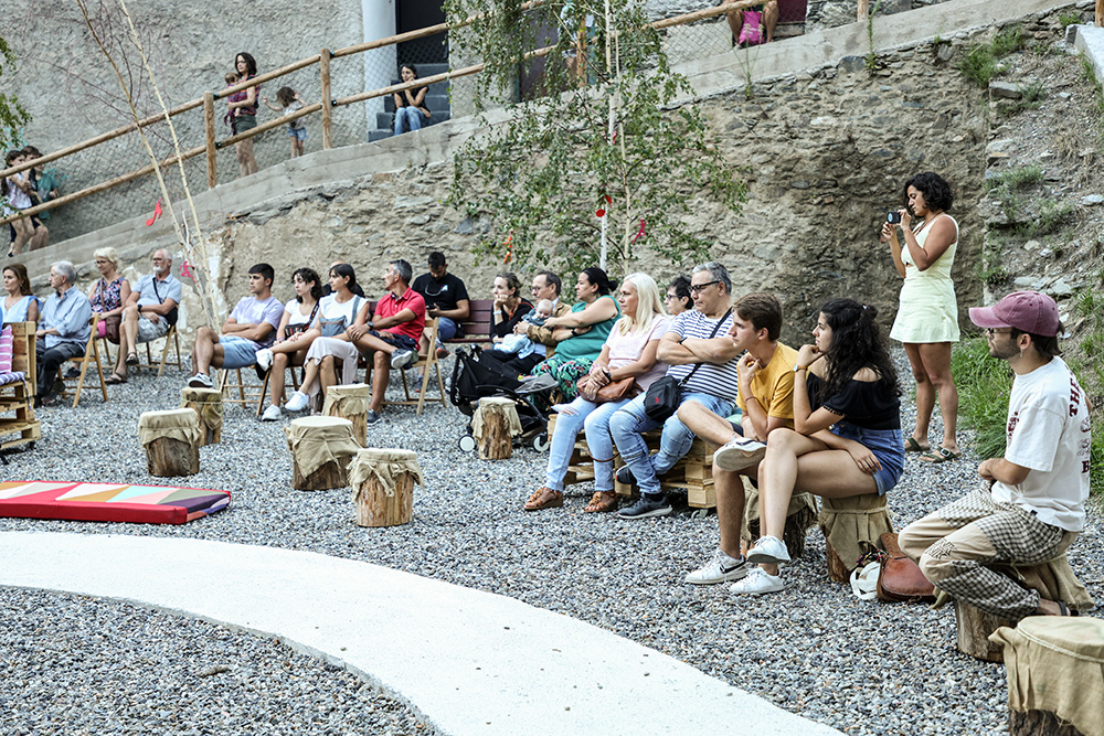 Públic a l'Espectacle Electro Pentagrama de la Fundació ONCA