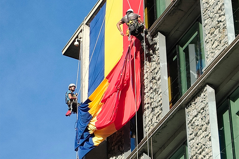 ASTV Treballs Verticals