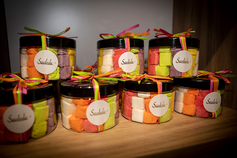 Tast de Sauleda a Júlia Onix