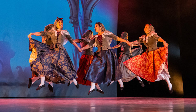 52563317744_de37225816_o