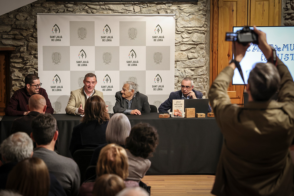 Auditori a la sala Sergi Mas