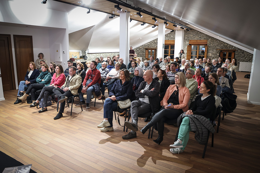 Auditori a la sala Sergi Mas