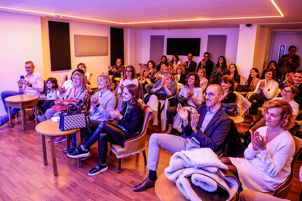 Presentació del llibre de Clàudia Cornella