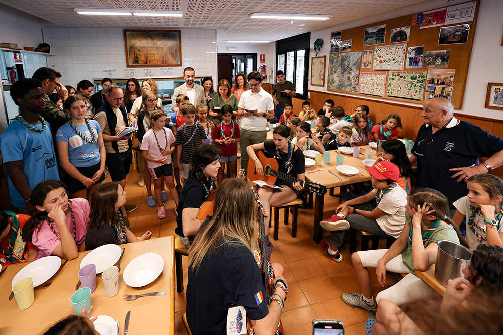 Dinar del govern a les colònies AINA