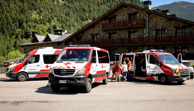 01_dinar-avis-creu-roja-028A2233