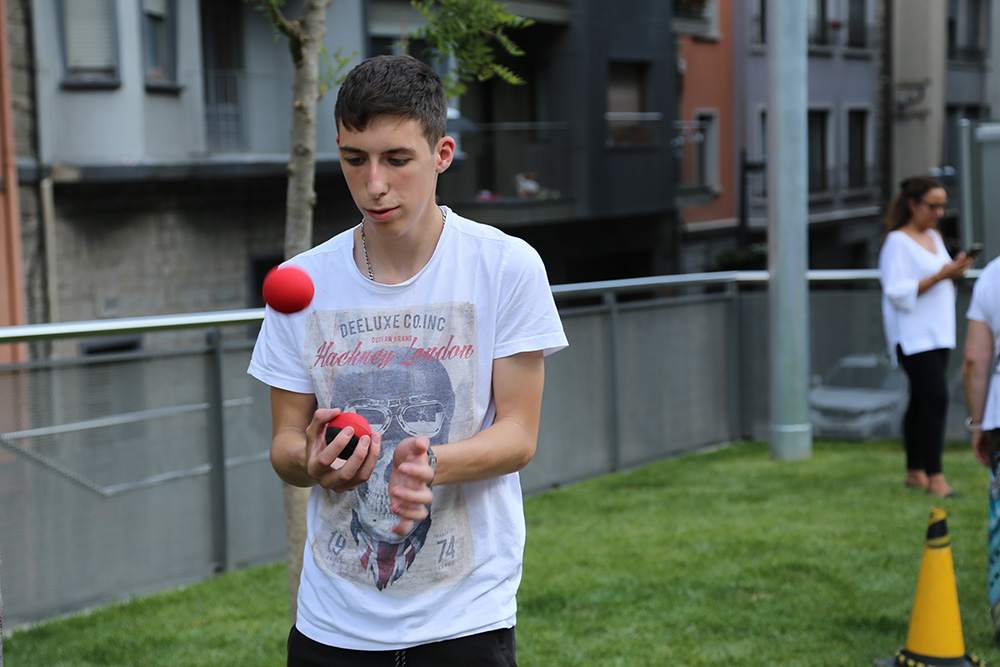 Taller de circ a ritme d'estiu