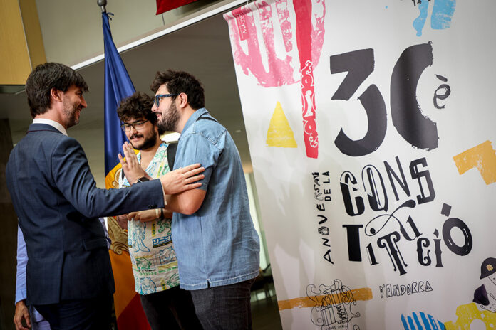 Nou cartell del 30è aniversari de la constitució
