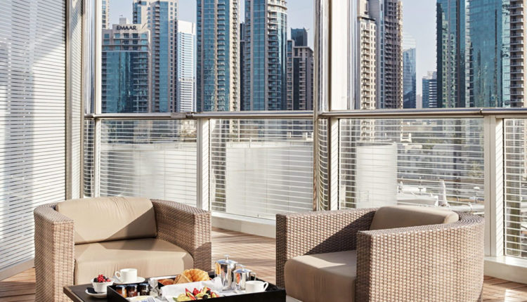Armani Hotel Dubai – Armani-Balcony-scaled-e1637146232427