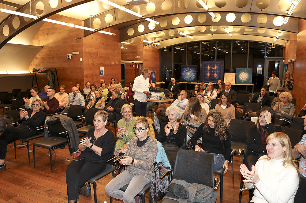 Javier Medina porta el seu art metarealista a la seu d’Andbank