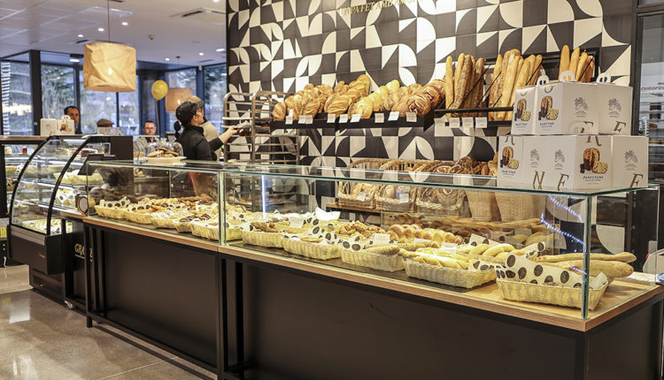 River Centre Comercial a Encamp