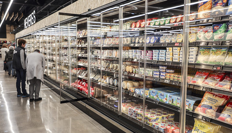 River Centre Comercial a Encamp