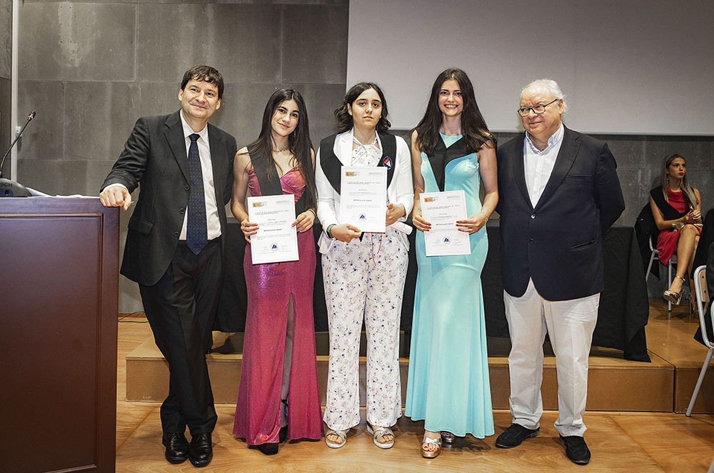 GRADUACIÓ MARIA MOLINER