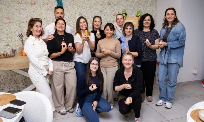 La cosmètica natural protagonista d’un nou taller a la Farmàcia El Cedre