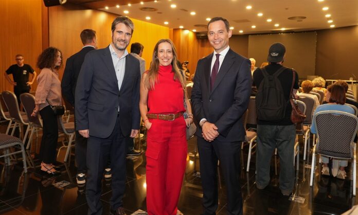 El llegat de Casa Cintet inspirà un debat sobre el present i el futur del comerç andorrà
