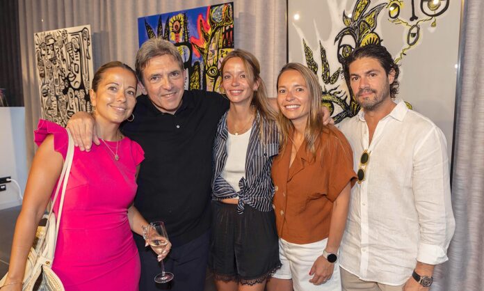 ‘A la recerca d’identitat’, la primera exposició de Michel Rogé