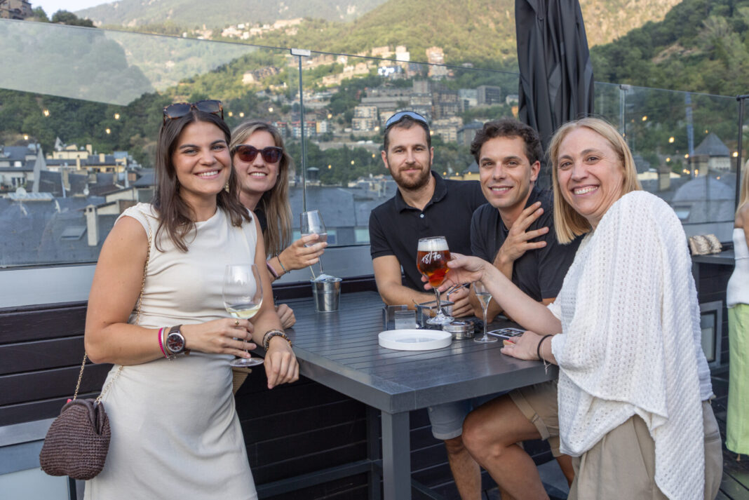 INAUGURACIO The RoofTop VAN (117 de 192)