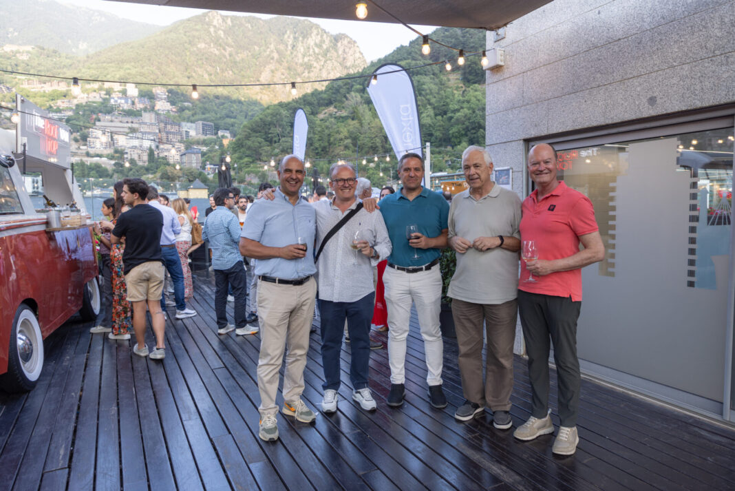 INAUGURACIO The RoofTop VAN (122 de 192)